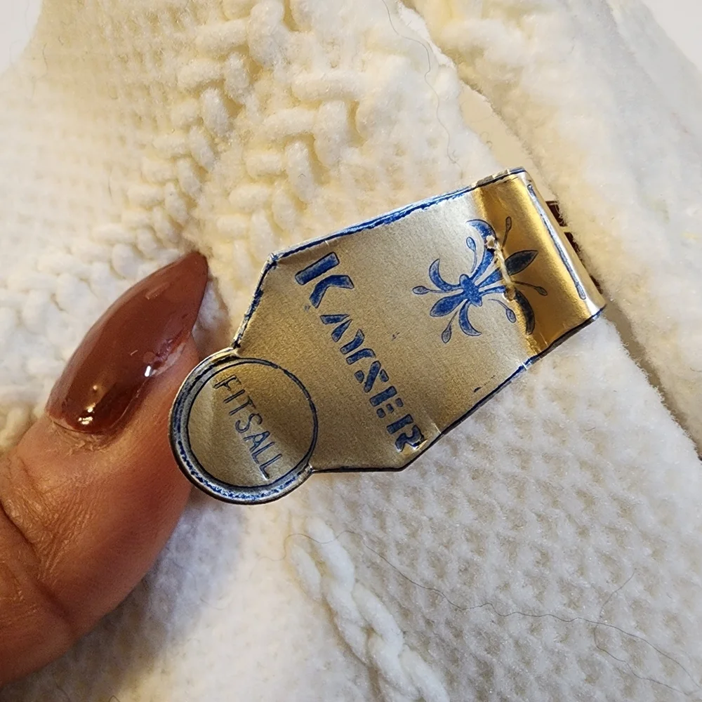 KAYSER Cream Fits All Knit Winter Gloves New With Tags